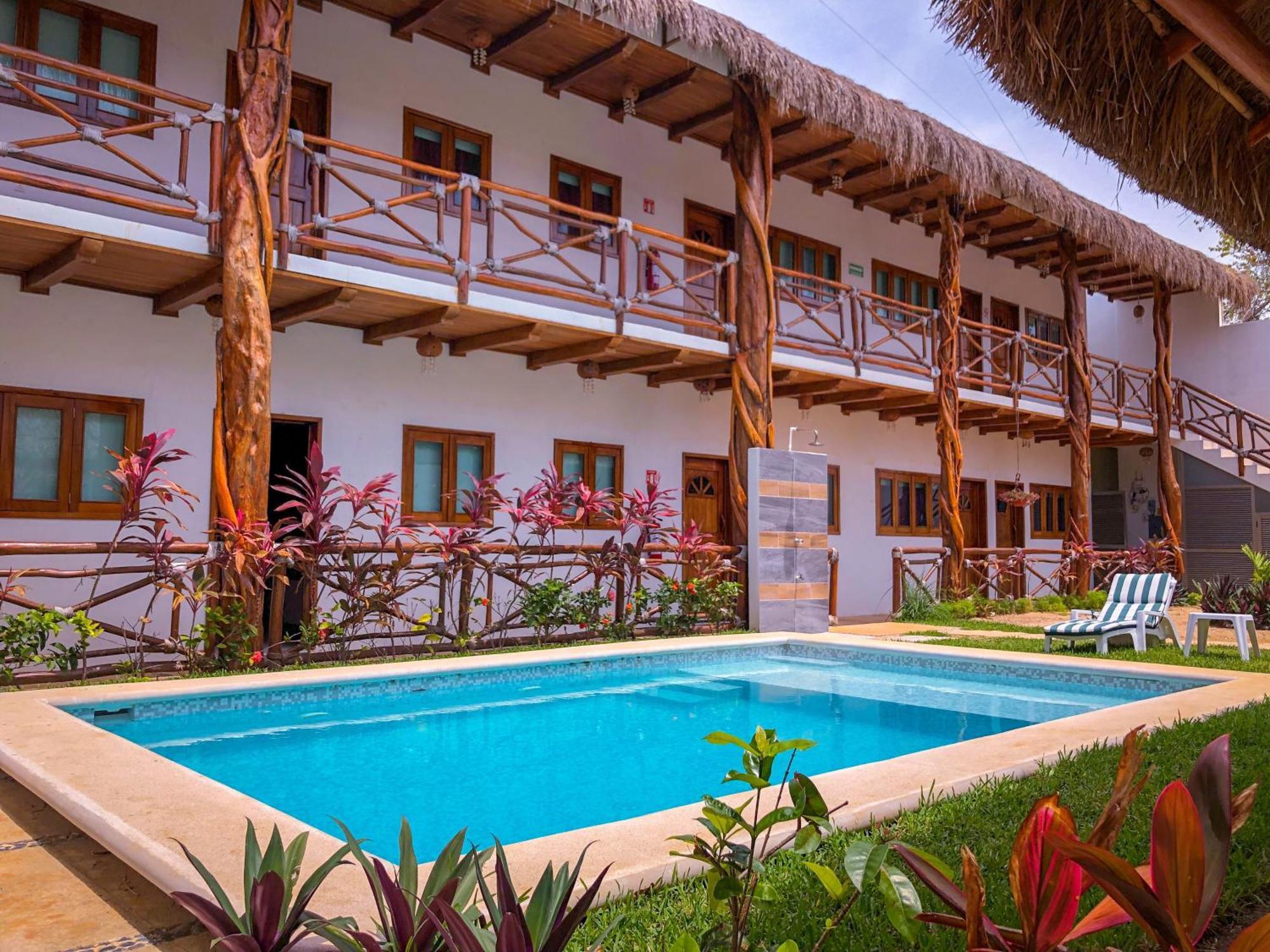 Hacienda Dos Ojos Hotel Tulum Exterior photo