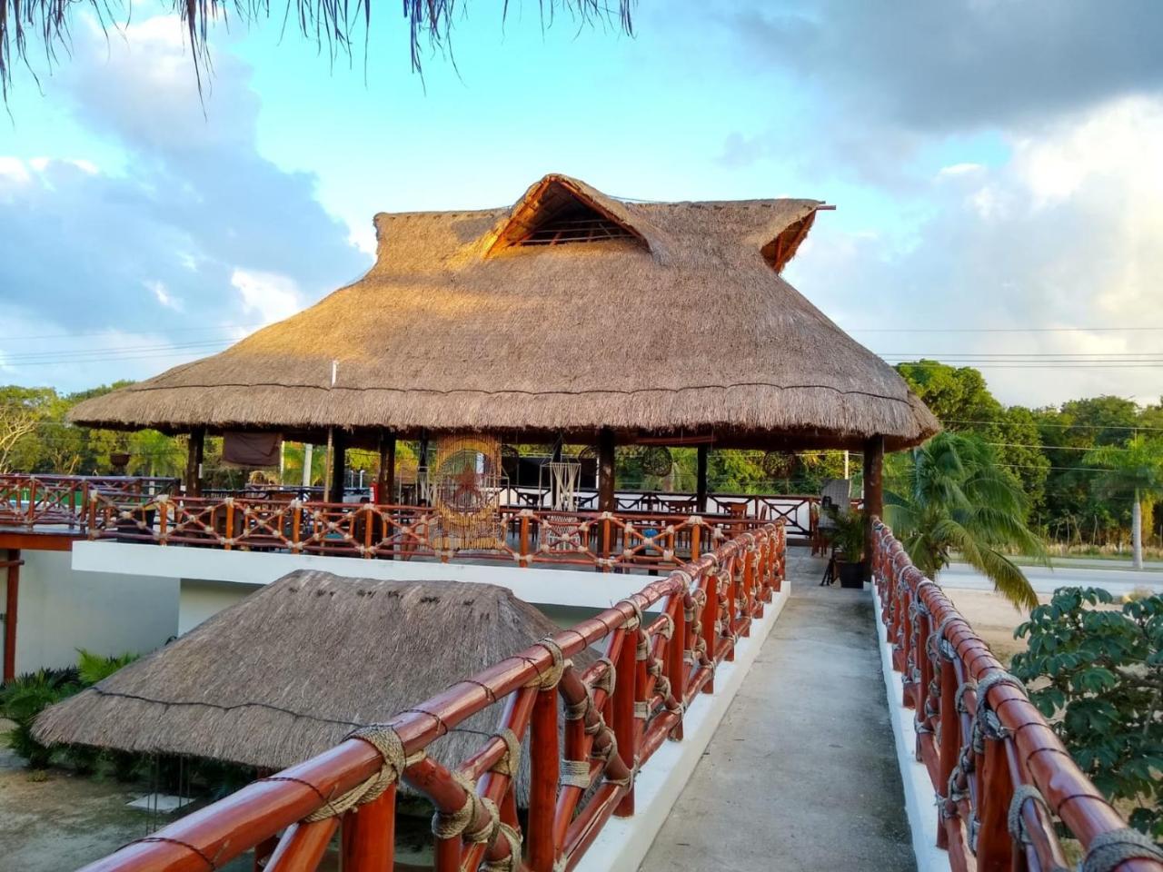 Hacienda Dos Ojos Hotel Tulum Exterior photo